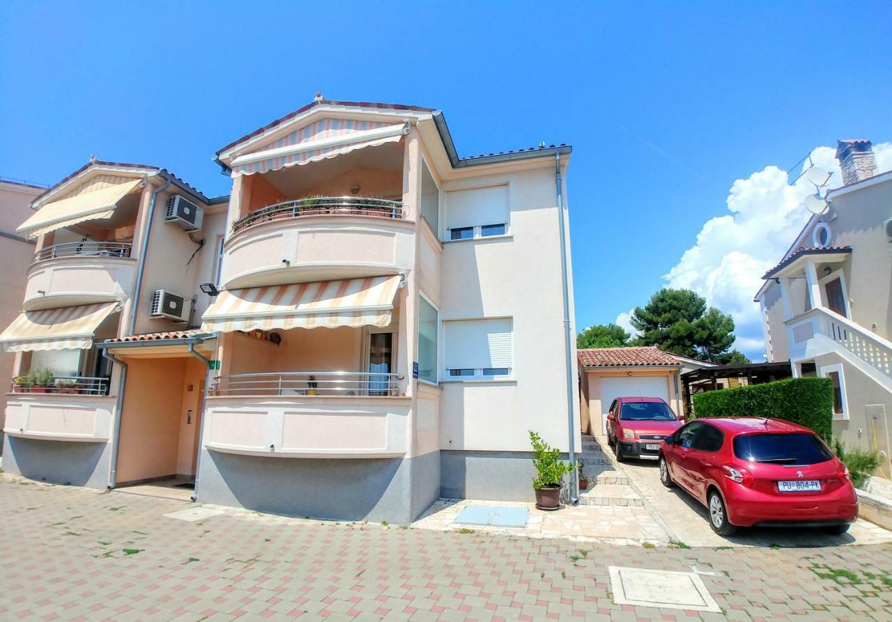 بولا Family Style Apartment المظهر الخارجي الصورة